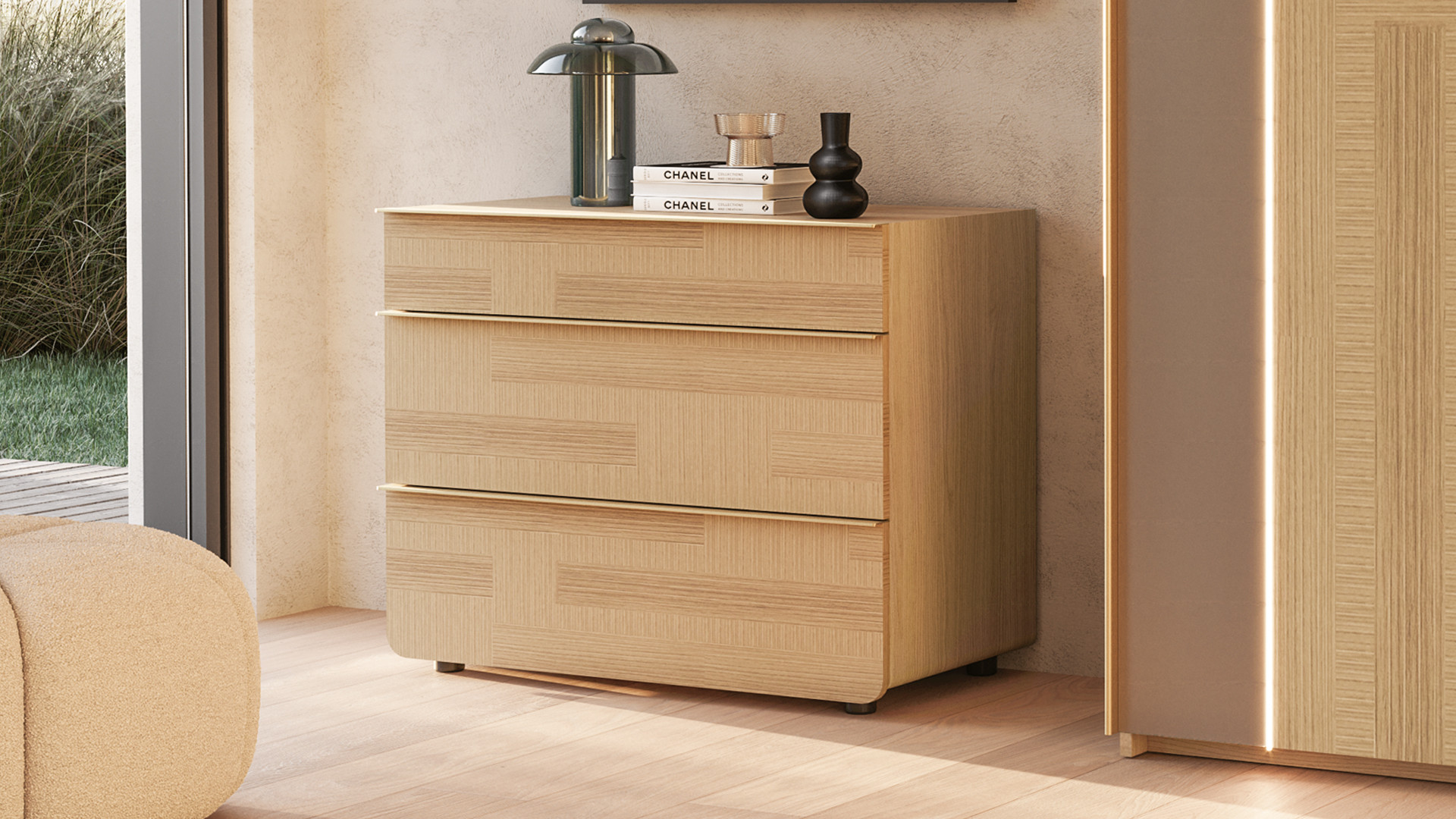 Commode 3 tiroirs MAJESTIC, chêne griffé et laiton mat