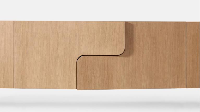 Meuble TV JADE avec rangements intégrés et piètement métal