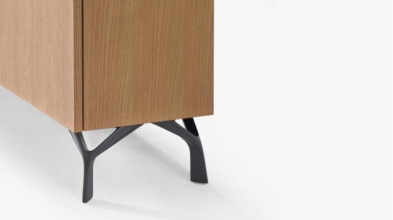 Meuble TV JADE avec rangements intégrés et piètement métal